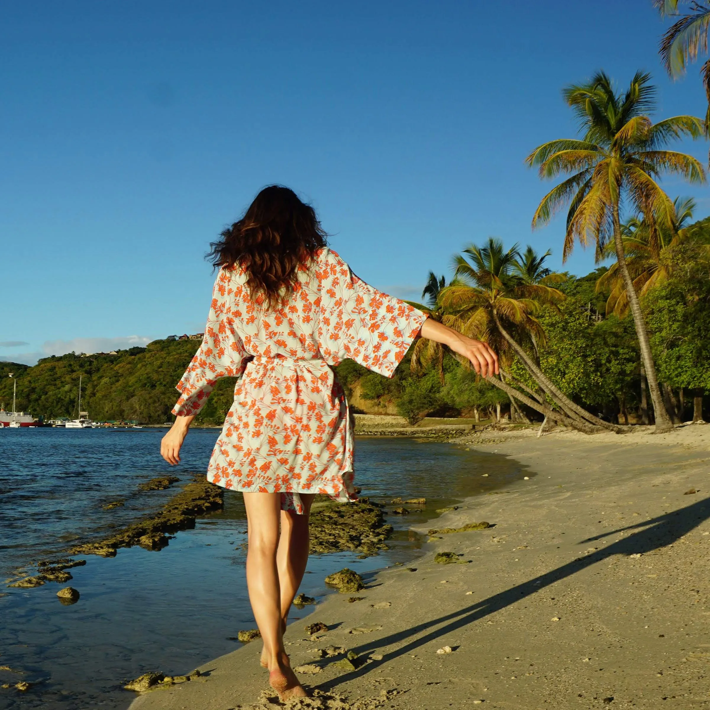 Bed-to-Beach set (Robe, Top & Shorts): FLAMBOYANT FLOWER - ORANGE