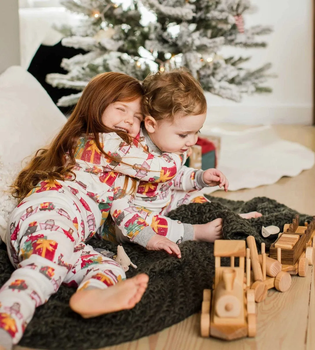 Burt's Bees Organic Two-Piece Pajamas Holiday Toy Train