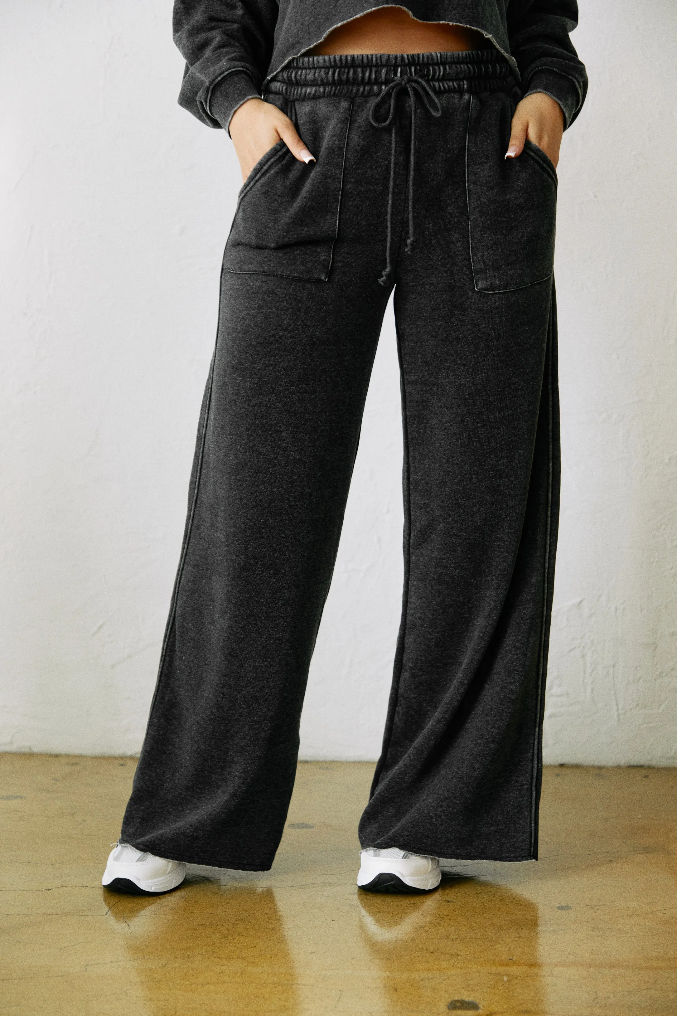 Cozy Moments Jogger Pant - Black