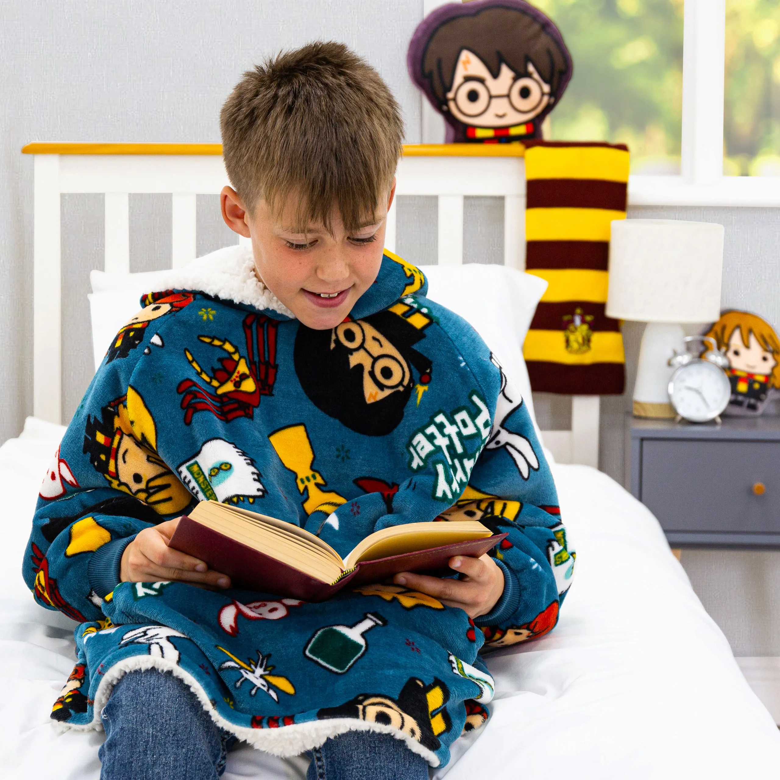 Harry Potter Fleece Hoodie Blanket and Cushion Cover Set