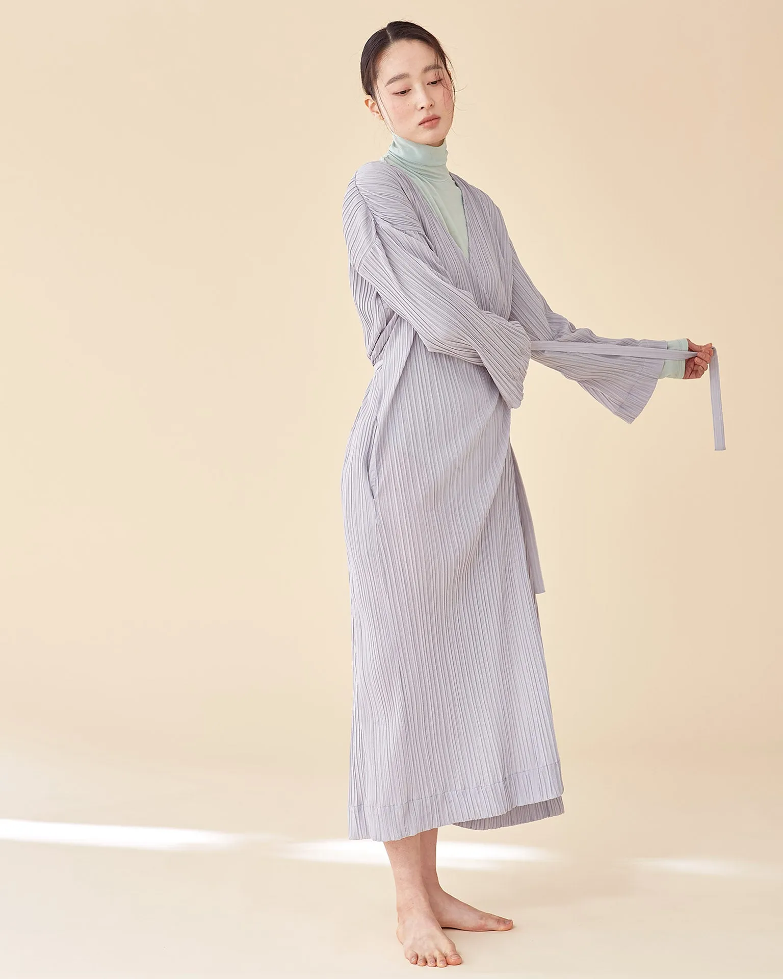 Laura Pleates Robe / Light Grey