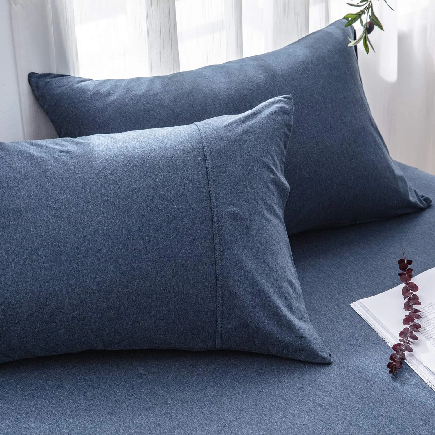 The Loft Navy Pillow Case Set